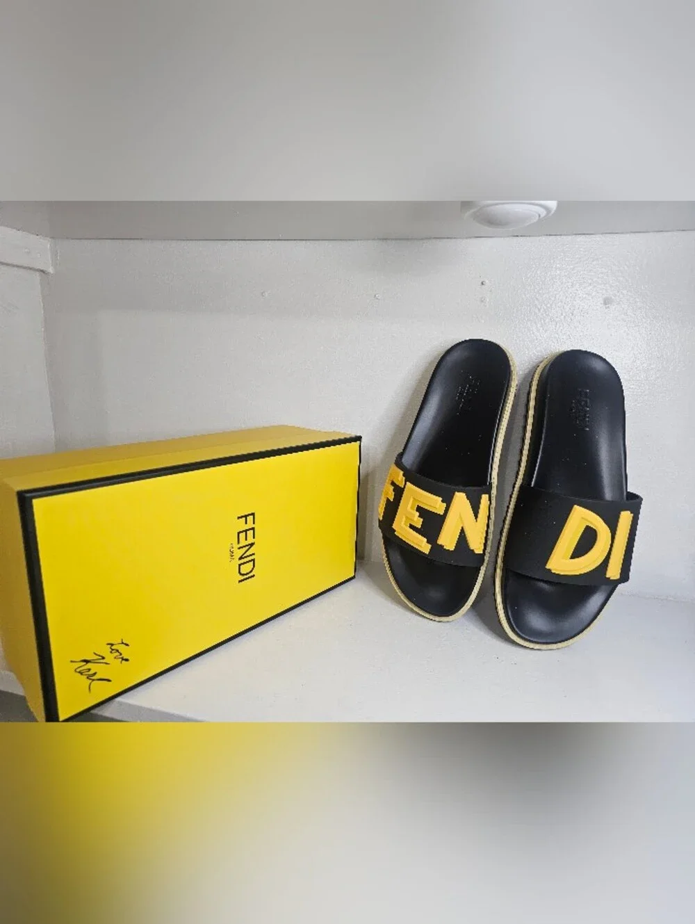 Fendi men slides
